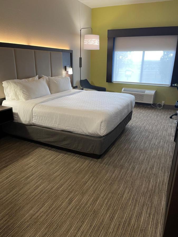 Holiday Inn Express Hotel & Suites Las Vegas By Ihg Buitenkant foto