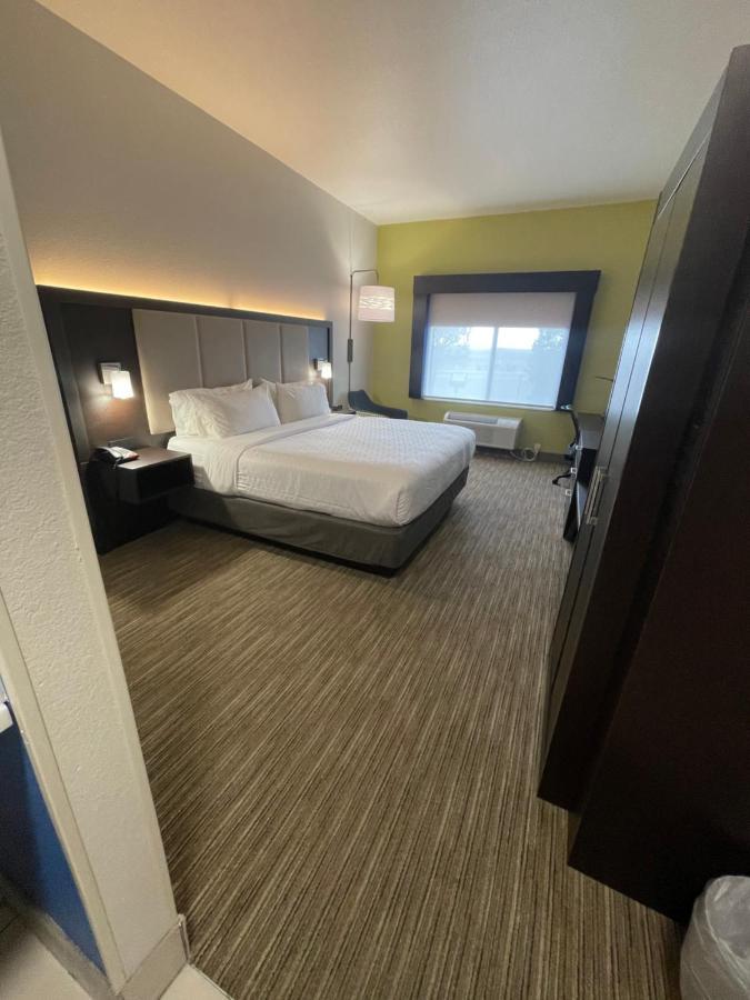 Holiday Inn Express Hotel & Suites Las Vegas By Ihg Buitenkant foto